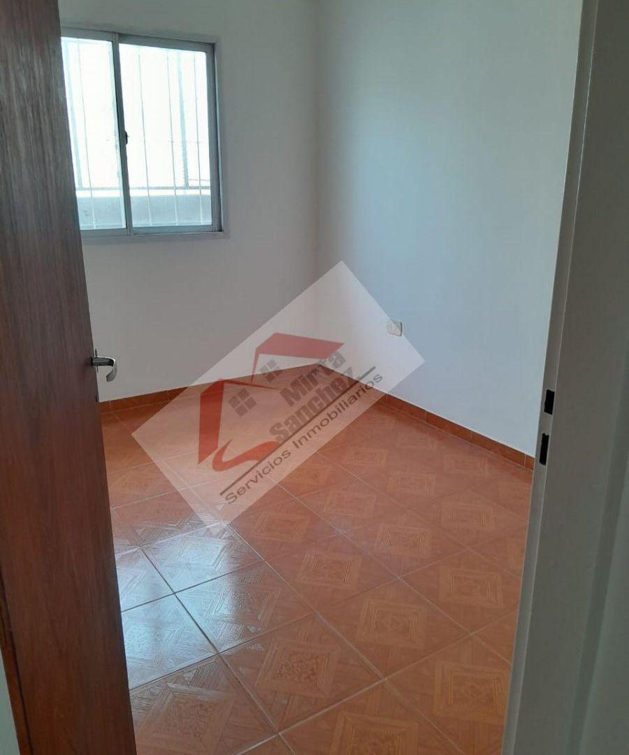 Foto de Departamento de 50 m² con 1 dormitorio en alquiler en Berazategui, imagen 4
