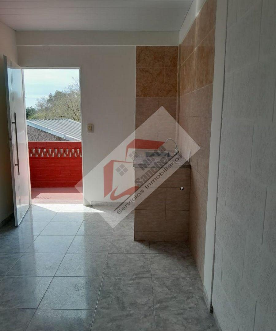 Foto de Departamento de 50 m² con 1 dormitorio en alquiler en Berazategui, imagen 1