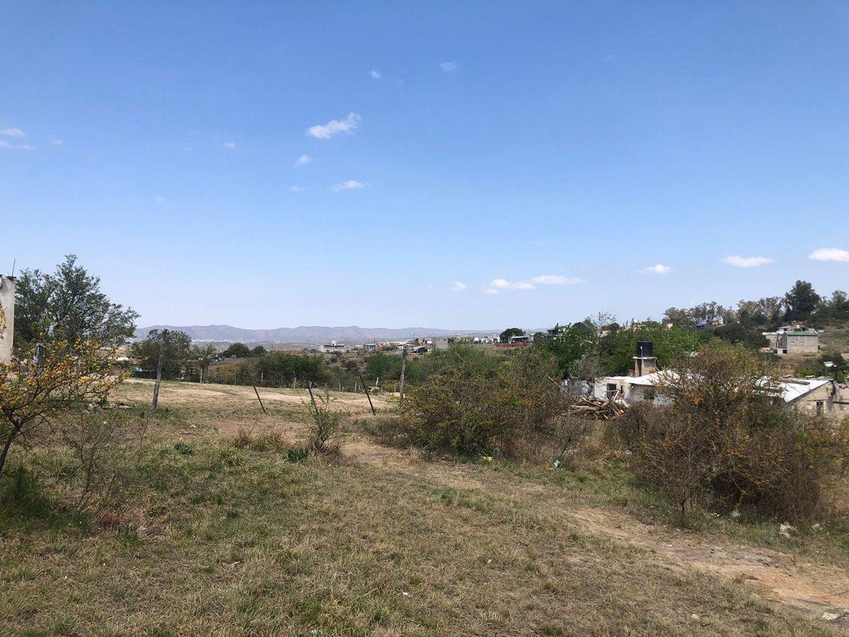 Se Vende Lote de 1997 m² en Tanti con Escritura 5
