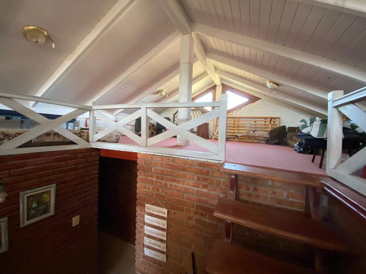 Se Vende Casa 3 Dorm. Villa Parque Siquiman 4