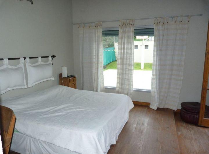EXCEPCIONAL CASA 4 HAB, PILETA, COCH Y GRAN PATIO 3