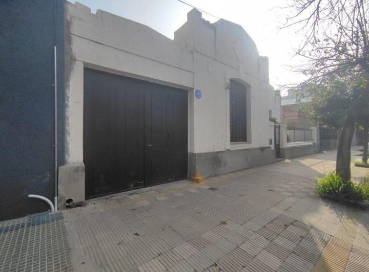 CASA ALTO ALBERDI 4 DORMITORIOS 400M2 LOTE PROPIO 4