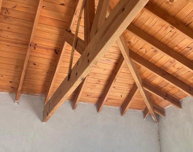 CASA A TERMINAR EN ARROYO LOS PATOS BARRIO CERRADO 4