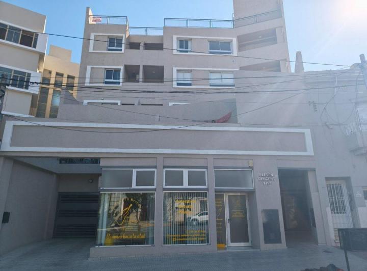 ALQUILO DEPARTAMENTO COFICO CON COCHERA Y PILETA 1