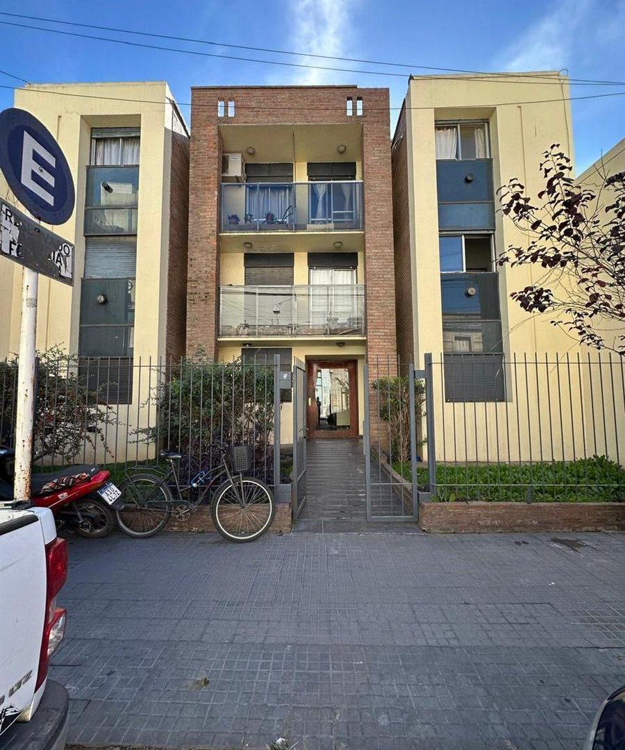 VENTA DEPARTAMENTO RIO CUARTO UN DORMITORIO