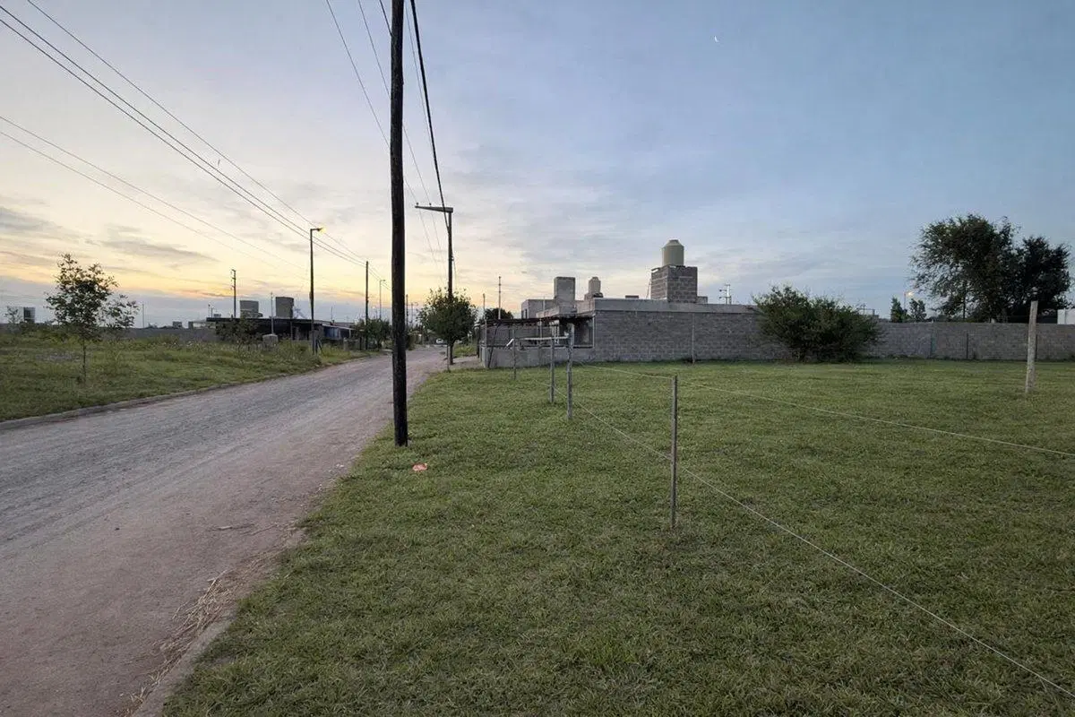 LOTE EN VENTA ARGUELLO NORTE 212 m2 ESCRITURA 4