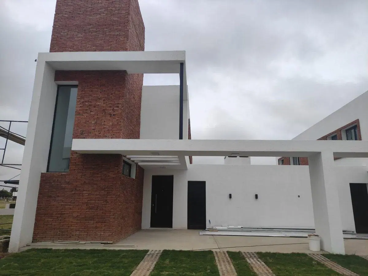 DUPLEX DE CATEGORIA, 3 DORM/ 2 BAÑOS CHACRAS GREEN 3