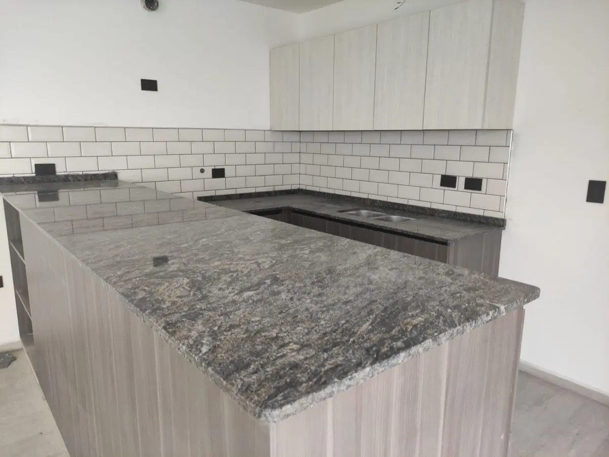 DUPLEX DE CATEGORIA, 3 DORM/ 2 BAÑOS CHACRAS GREEN 2