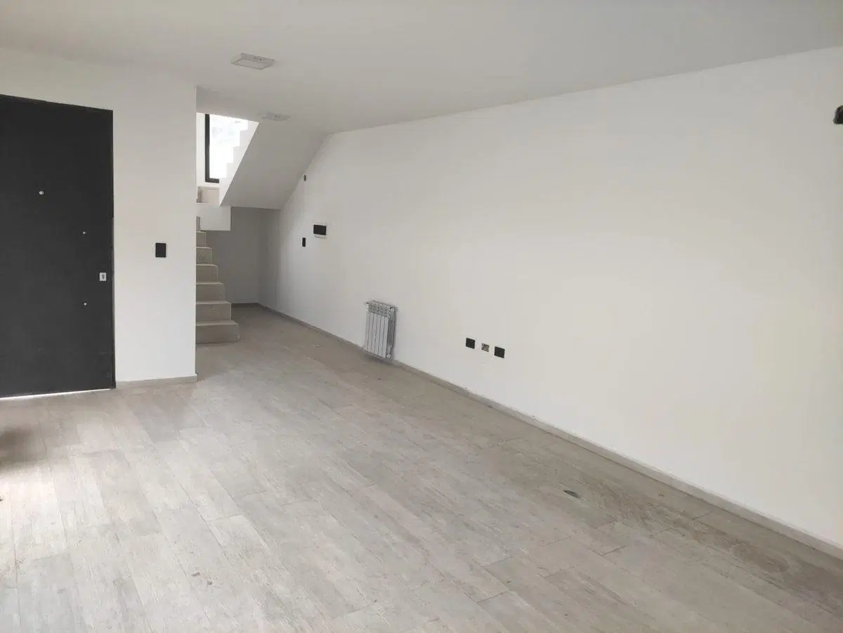 DUPLEX DE CATEGORIA, 3 DORM/ 2 BAÑOS CHACRAS GREEN 4