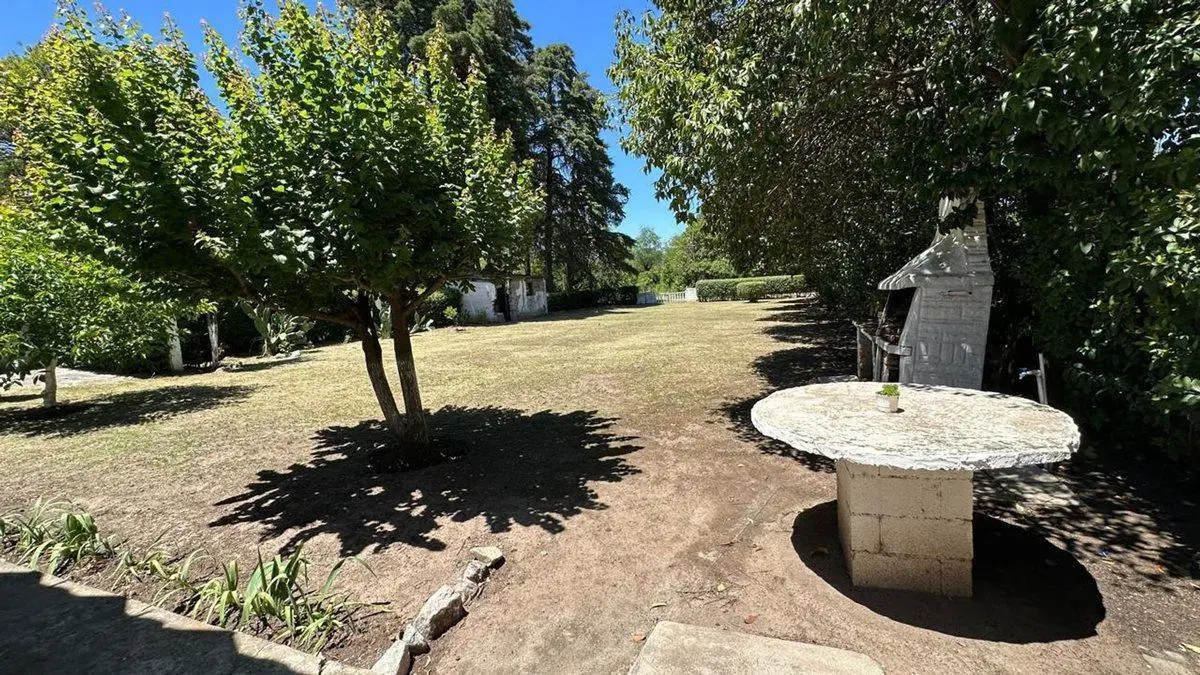 VENDE O PERMUTA CASA EN VALLE HERMOSO 5
