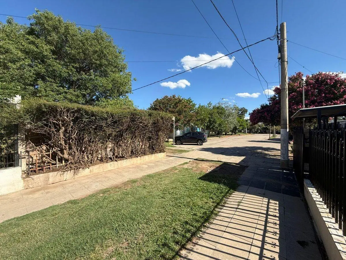 VENTA HERMOSA CASA EN ALTA CORDOBA APTO CREDITO 5