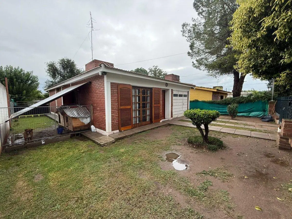 VENTA CASA 3 DORMITORIOS Y PILETA CARLOS PAZ 5