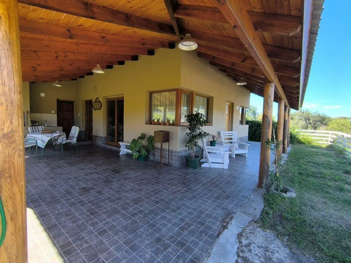 VENTA CASA 3 DORMITORIOS EN VILLA GENERAL BELGRANO 4