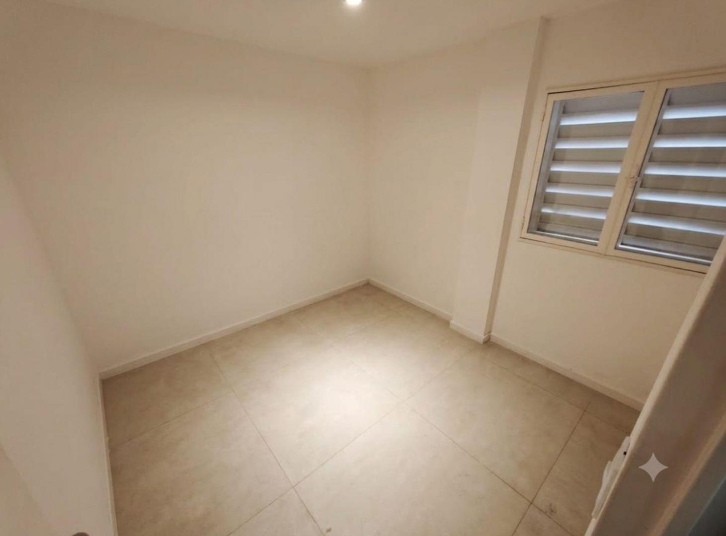 DEPARTAMENTO 1 DORM ALBERDI/CENTRO RESTAURADO