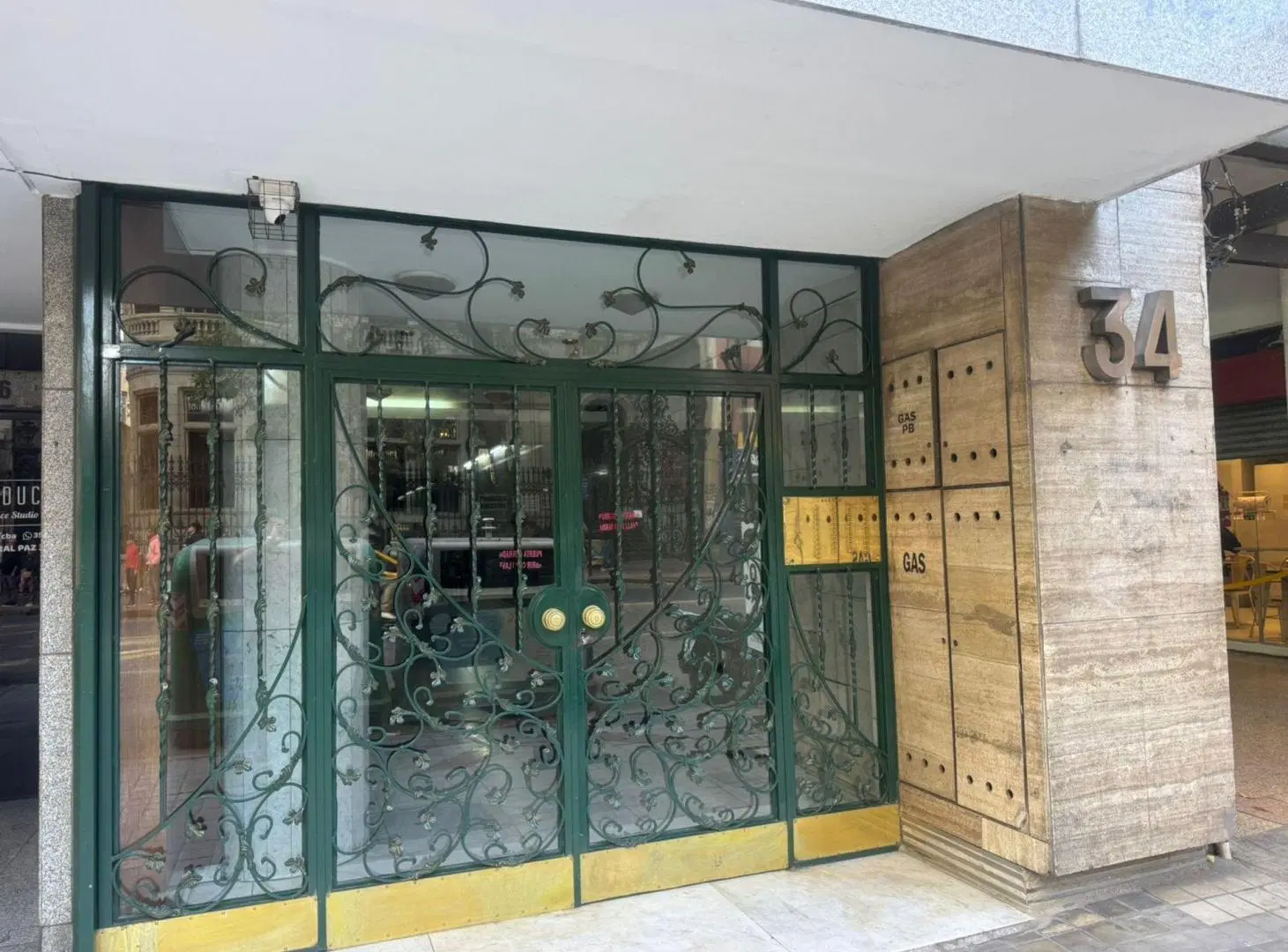 ALQUILER OFICINA 148 M2. EN AV GNRL PAZ. B CENTRO 2