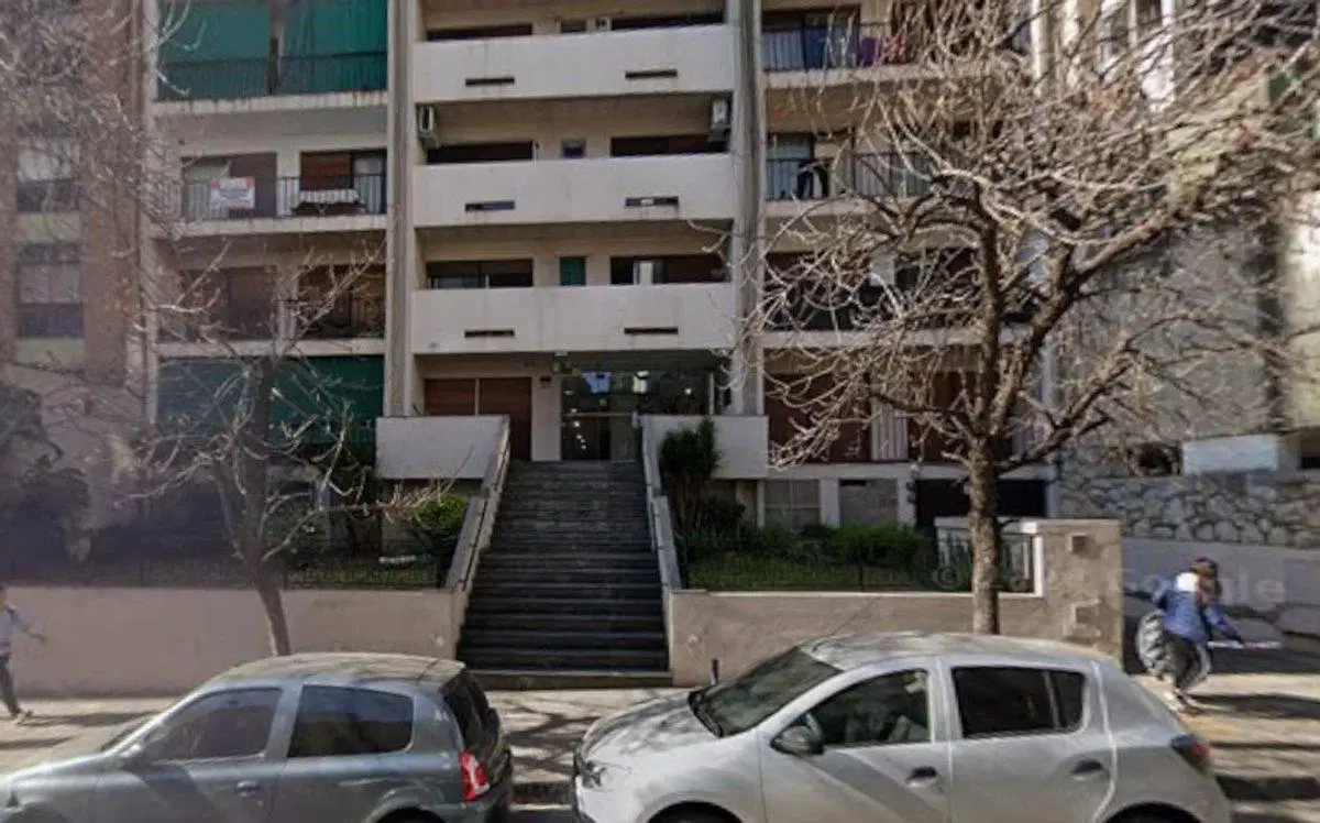 ALQUILER COCHERA NUEVA CBA - BUENOS AIRES AL 450 2
