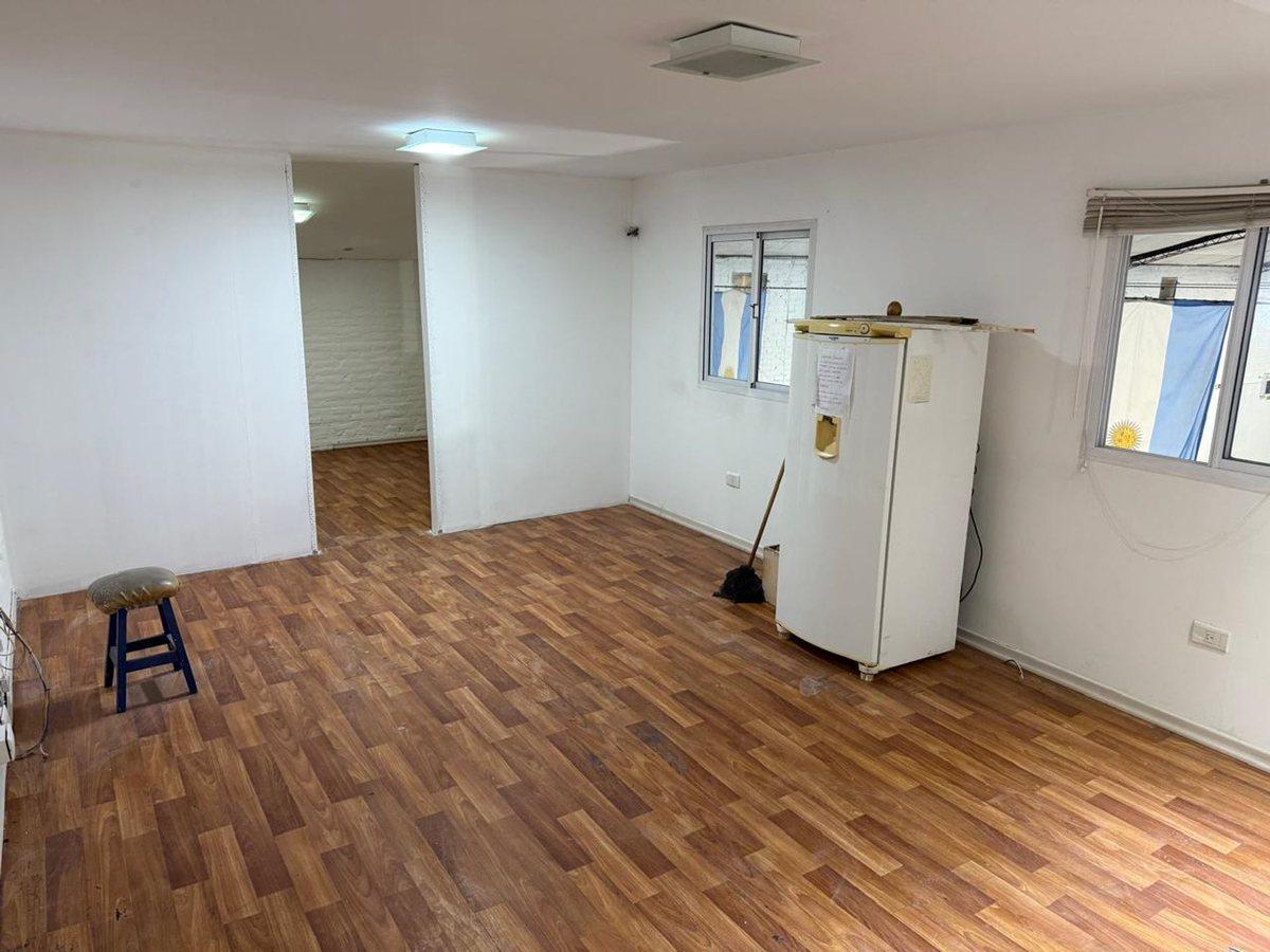VENTA GALPON CON DOS OFICINAS LA CALERA