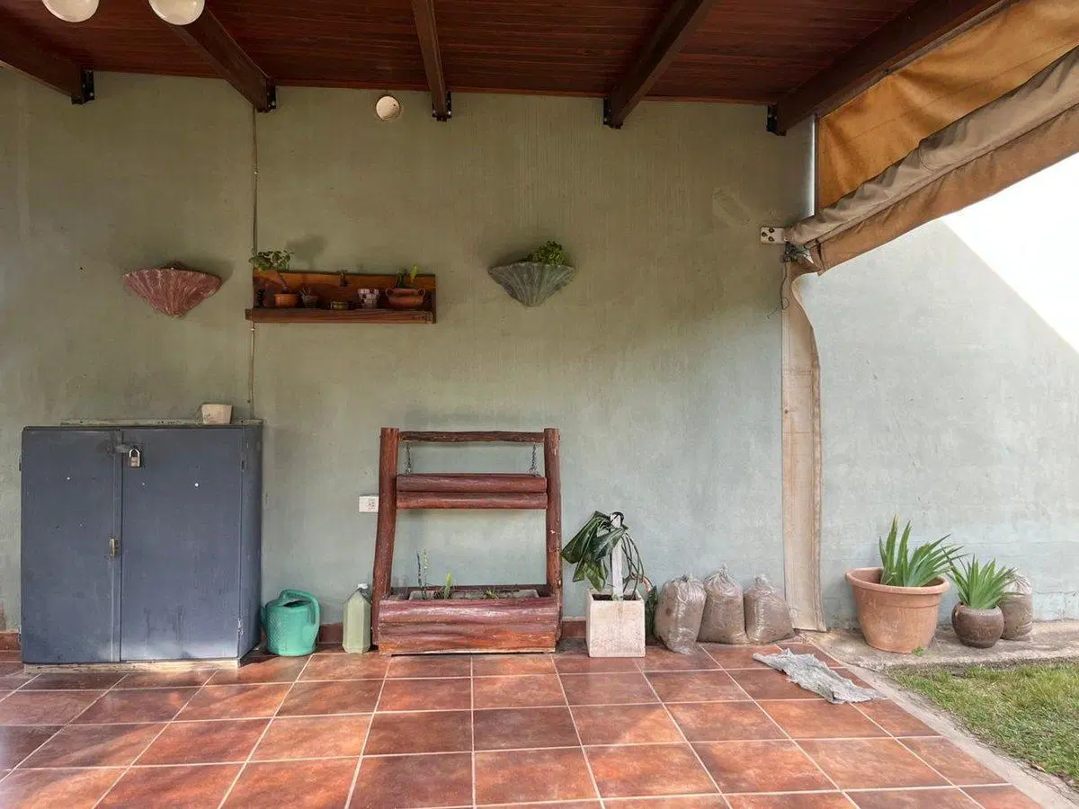 CASA EN VENTA 3 DORMITORIOS VILLA PARQUE SIQUIMAN 2