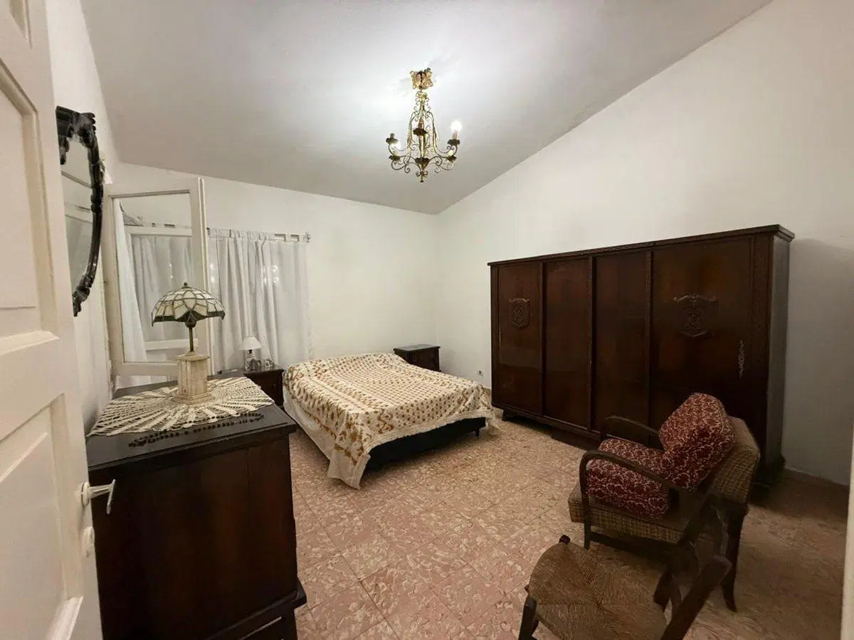VENTA HERMOSA CASA VALLE HERMOSO 2 DORM. MAS DEPTO 3