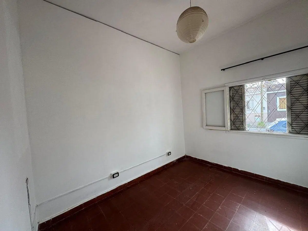 VENTA CASA 2 DORM. B° VILLA CABRERA. 3