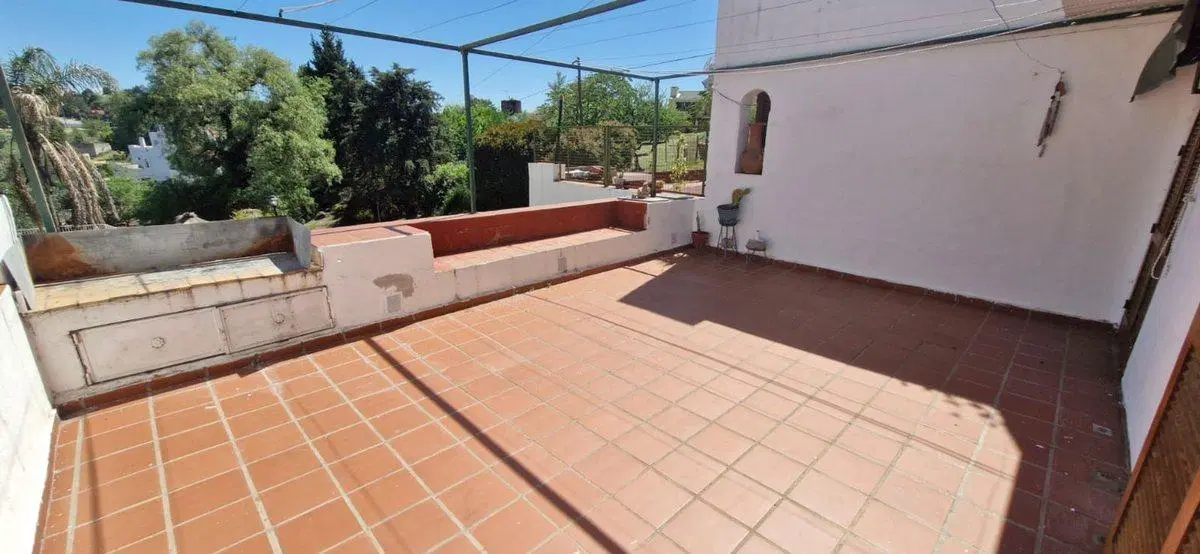 DEPTO DE 2 DORMITORIOS Y TERRAZA VILLA DEL LAGO 4