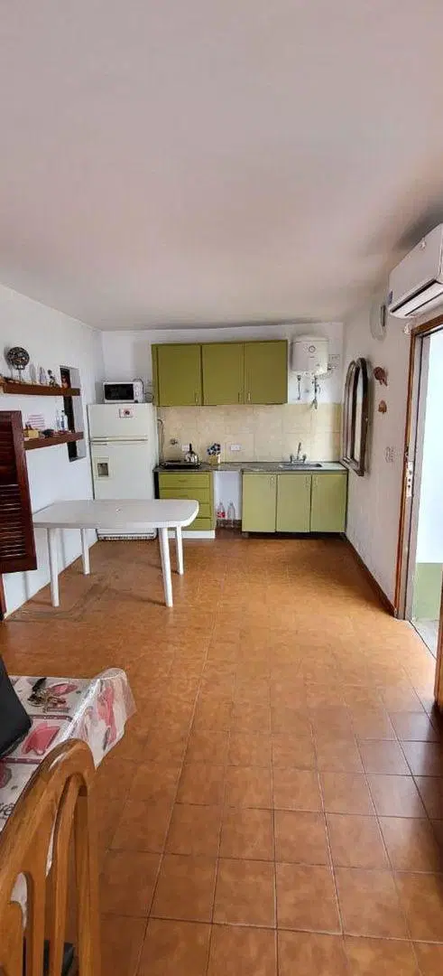 DEPTO DE 2 DORMITORIOS Y TERRAZA VILLA DEL LAGO 5