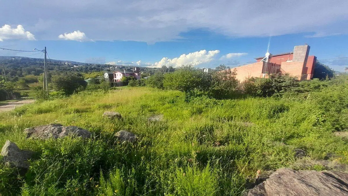 VENTA LOTE TANTI 752 METROS CON ESCRITURA 2
