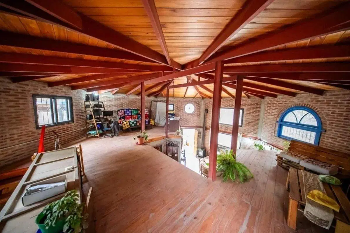 SE VENDE CASA 2 DORMITORIOS EN UNQUILLO 5
