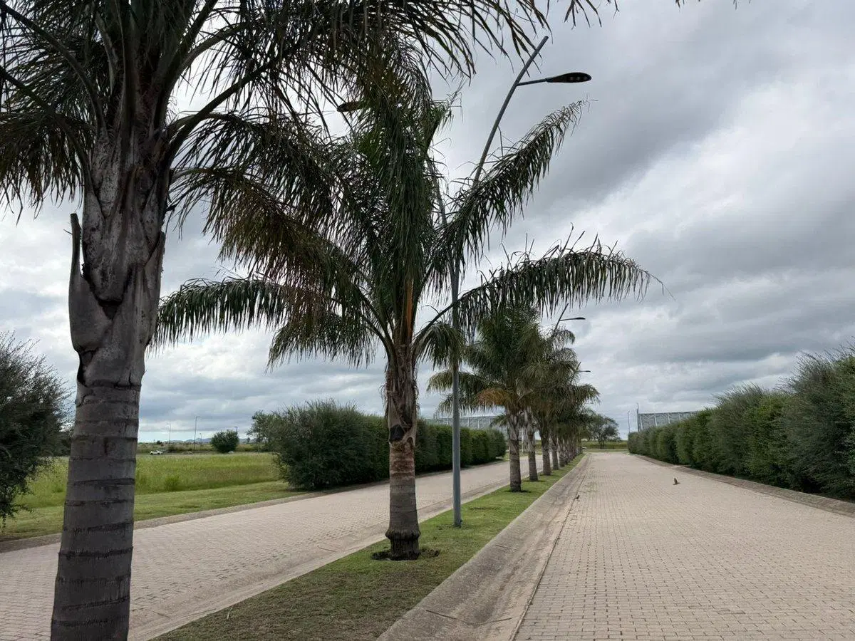 VENTA TERRENO BARRIO PRIVADO ACQUAVISTA MALAGUEÑO 3