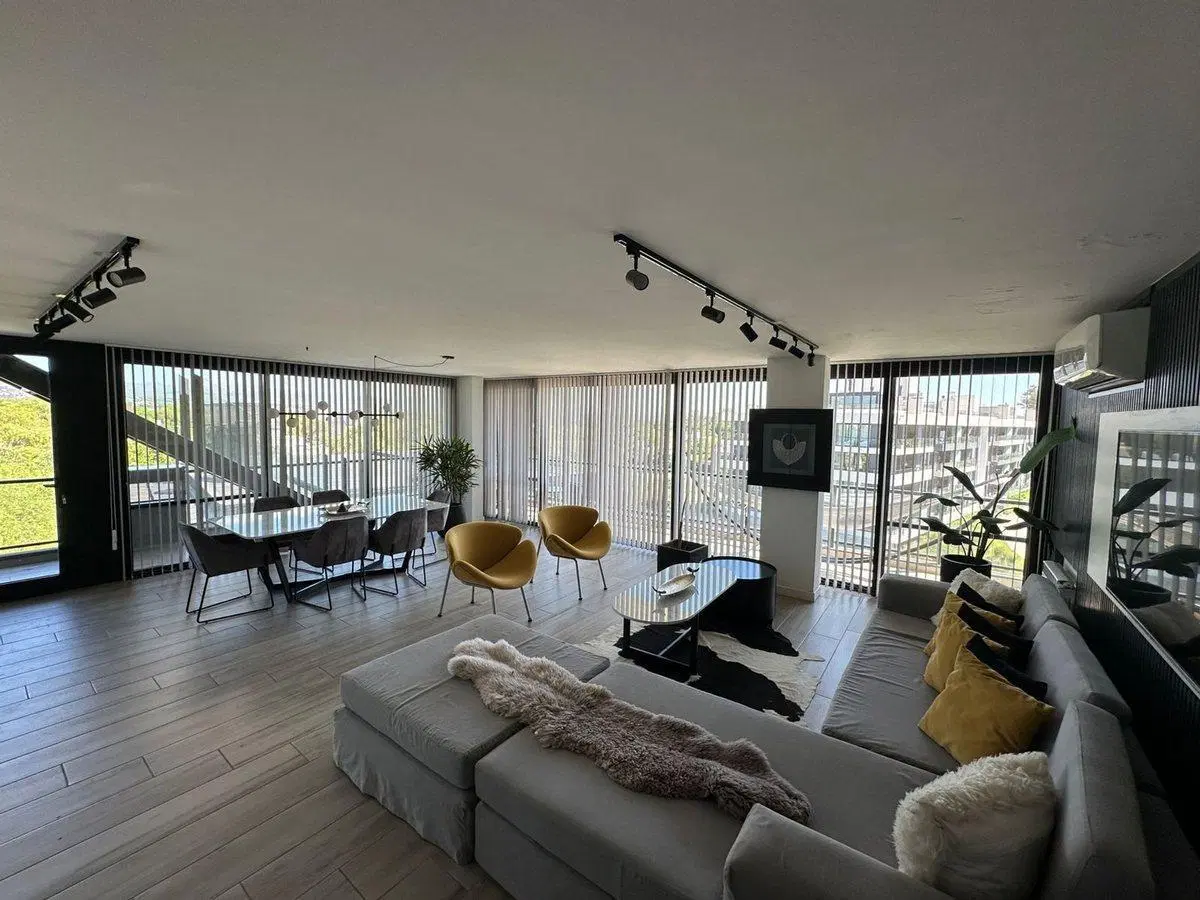VENTA DEPARTAMENTO DE CATEGORIA VALLE ESCONDIDO 2