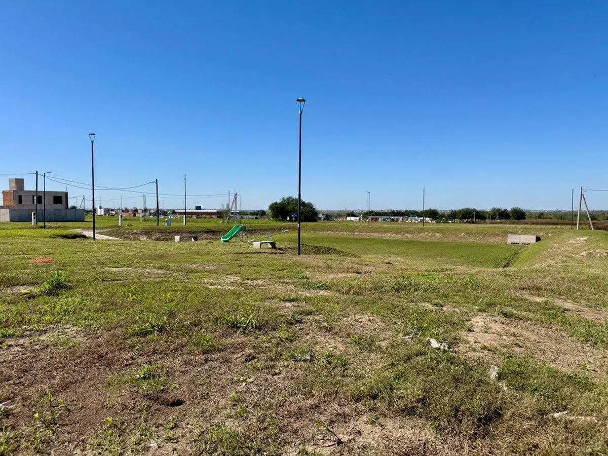 VENTA LOTE 250MTS RESIDENCIAL EN DOCTA CENTRAL 4