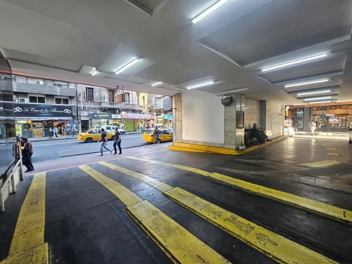 VENTA COCHERA PLENO CENTRO, EDIFICIO SHELL 2