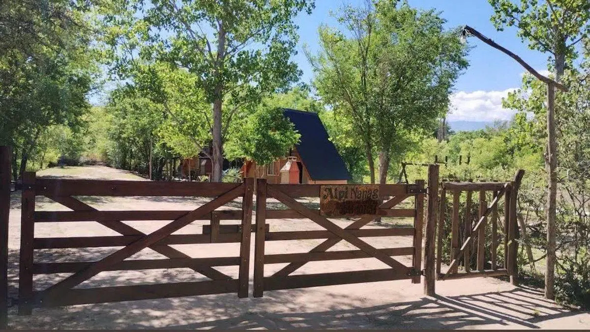 EN VENTA CABAÑAS ALPINAS EN ARROYO LOS PATOS 2