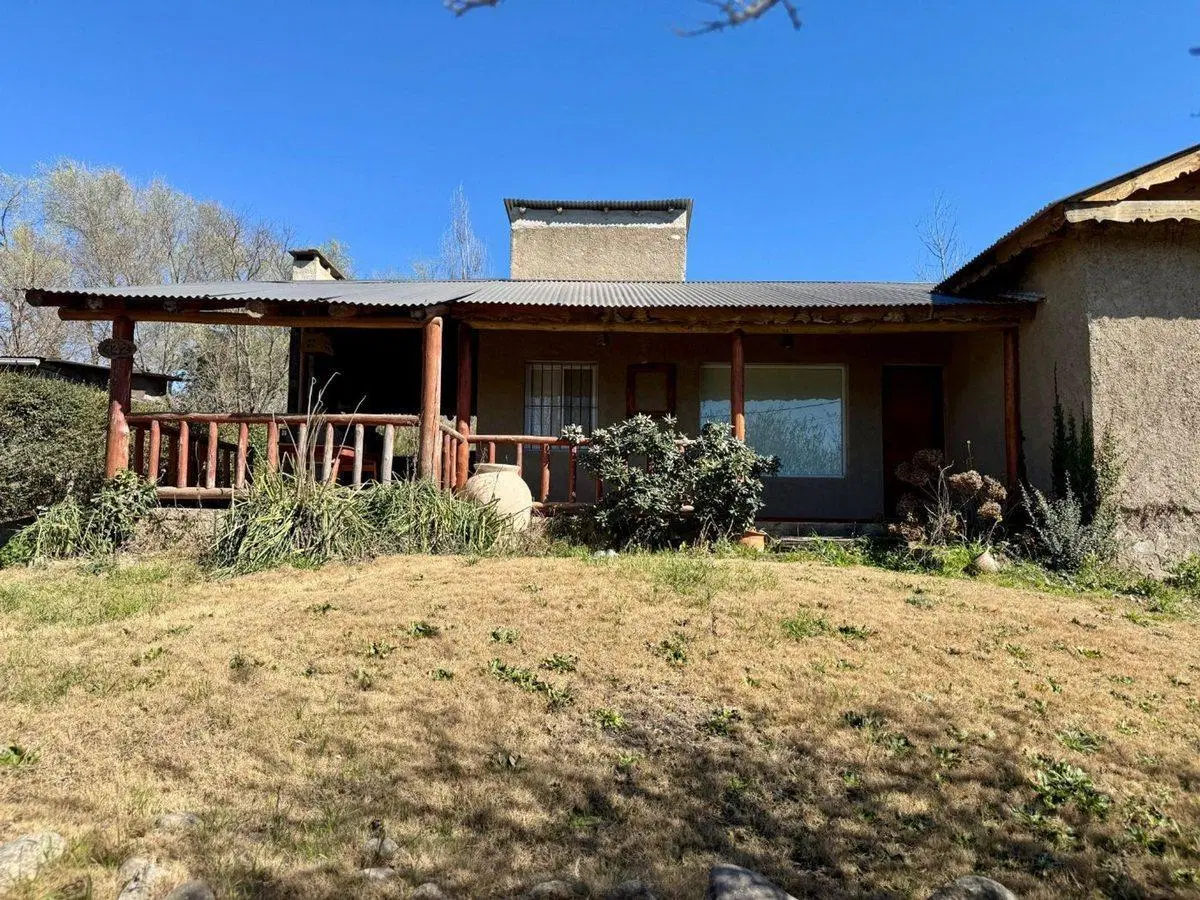 VENTA CASA 2 DORMITORIOS EN VILLA GENERAL BELGRANO 3