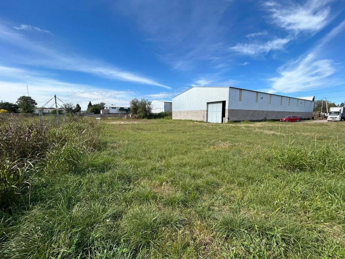 GALPÓN EN VENTA EXCELENTE UBICACIÓN ESTRATÉGICA 8