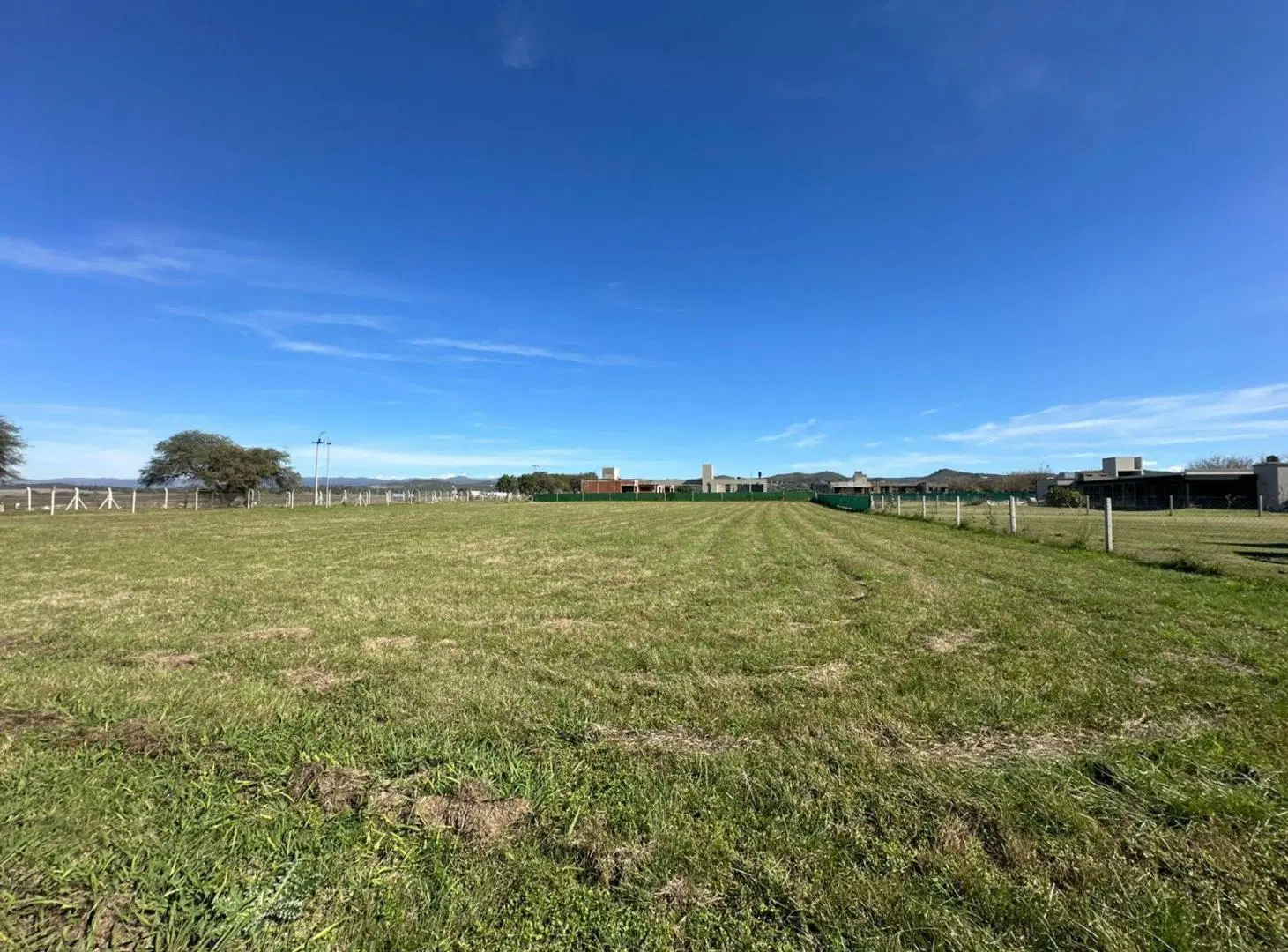 VENTA LOTE ESTACIÓN DEL CARMEN 2250 M2 4