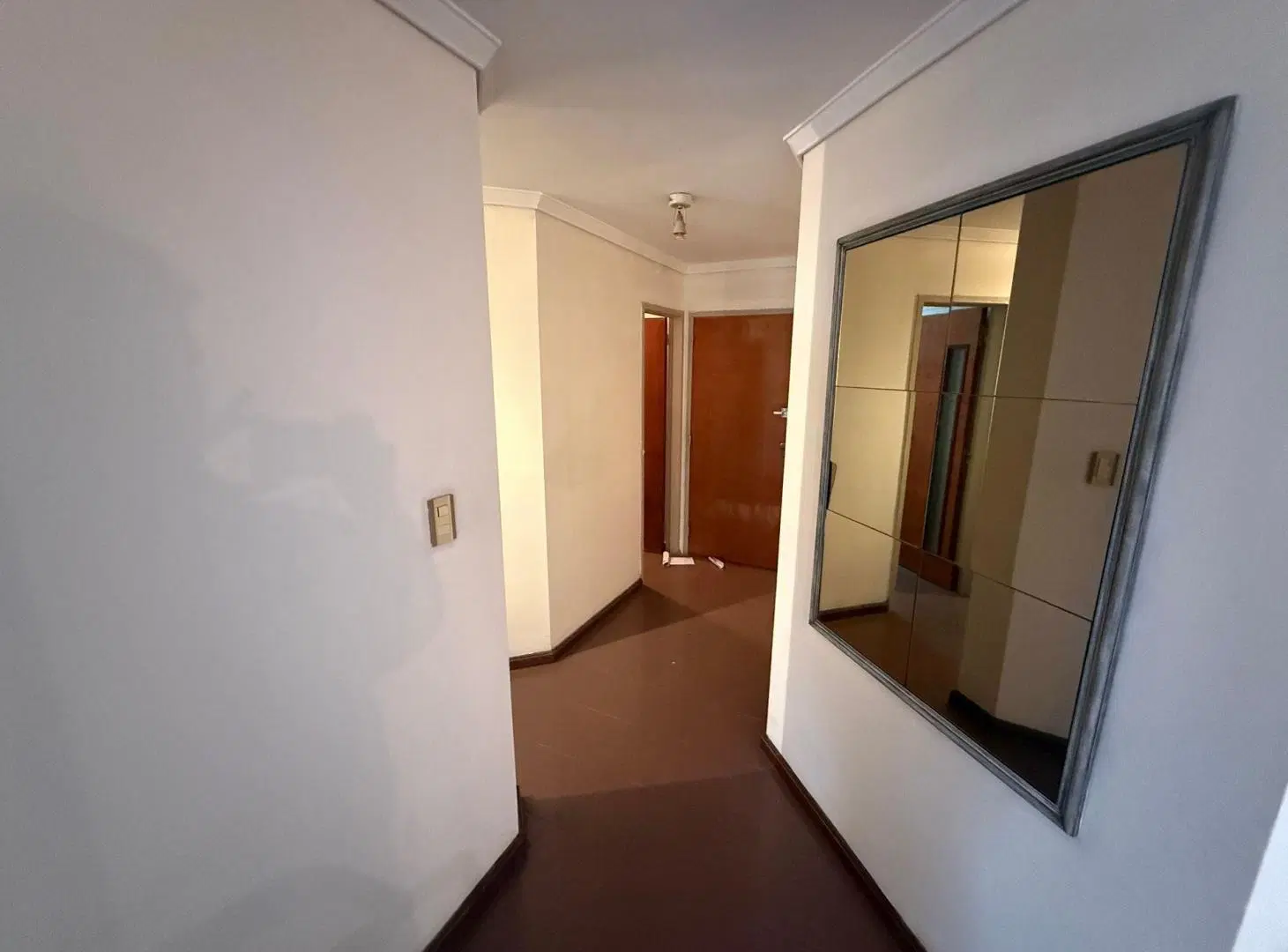 VENTA AMPLIO DEPARTAMENTO 1 DORMITORIO - ALBERDI 4