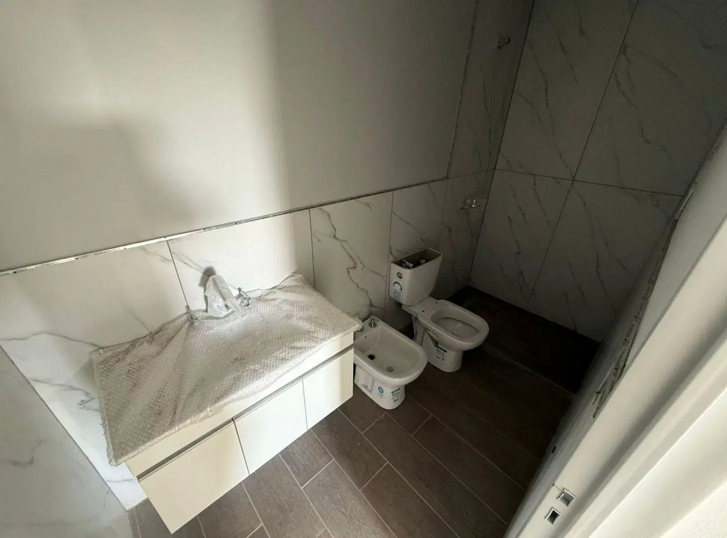 VENTA DUPLEX PRADOS DE MANANTIALES 3 DORMITORIOS 5