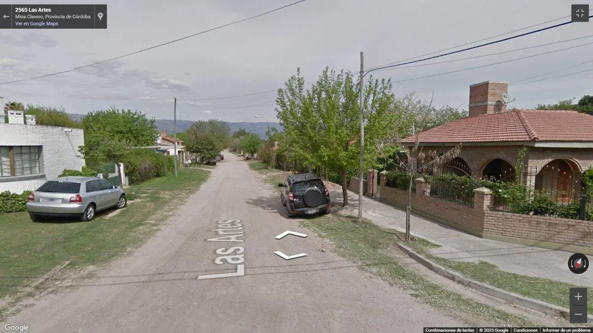 SE VENDE CASA Y DEPARTAMENTO EN MINA CLAVERO 4