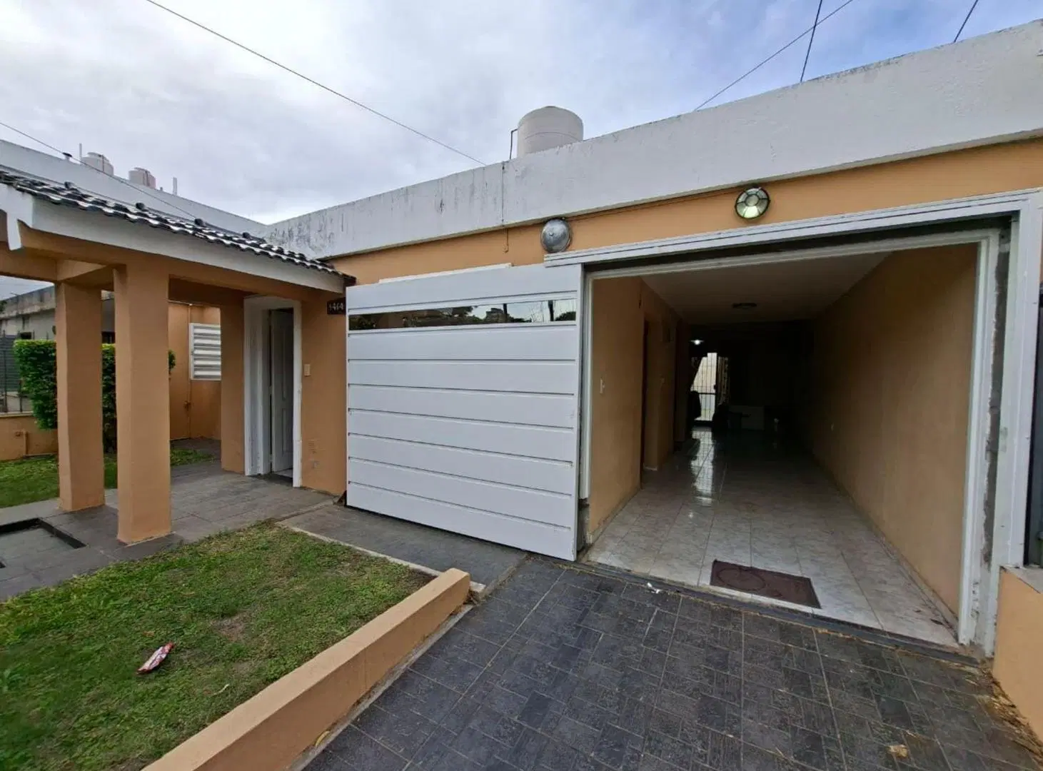 VENTA CASA 2 DORMITORIOS CON PILETA B PANAMERICANO 5