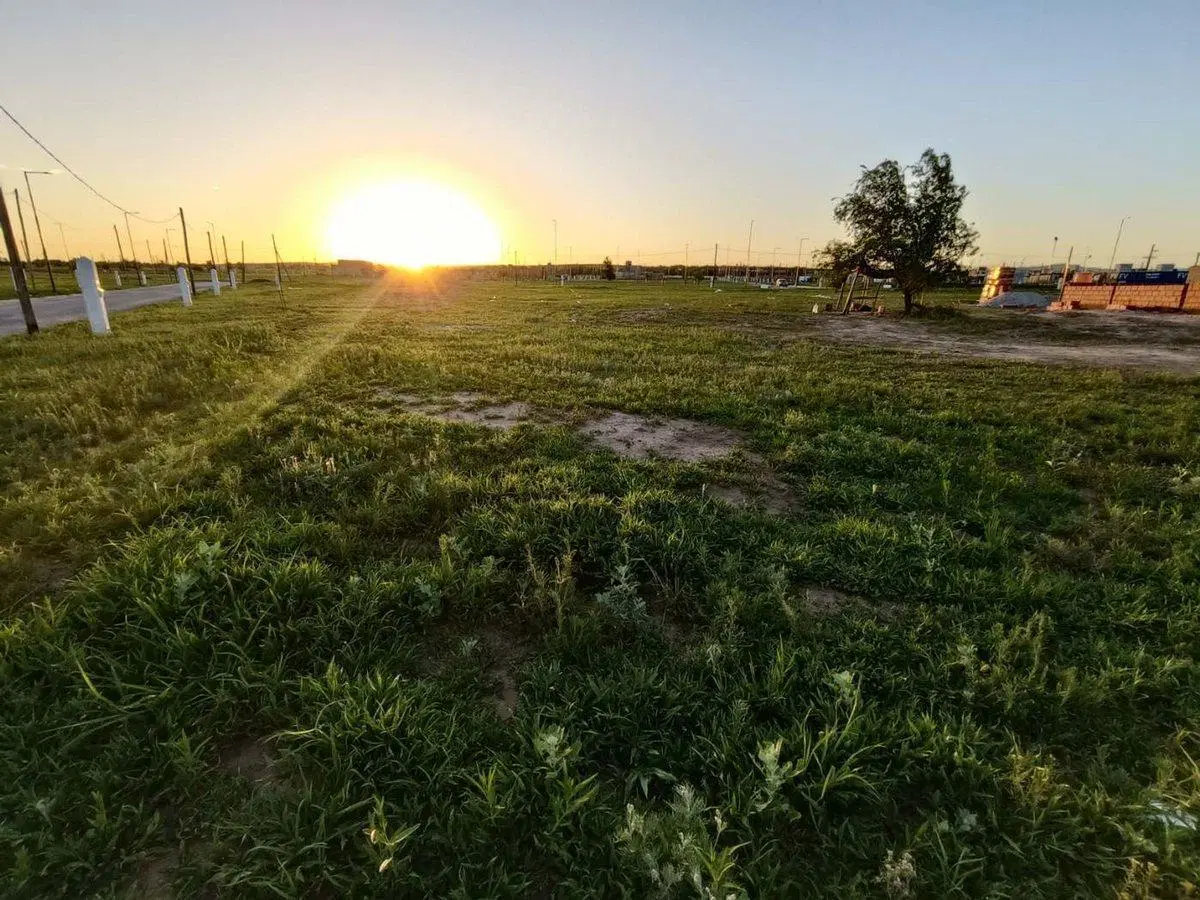 VENTA LOTE ESQUINA DE 601 M2 EN DOCTA PARQUE 5