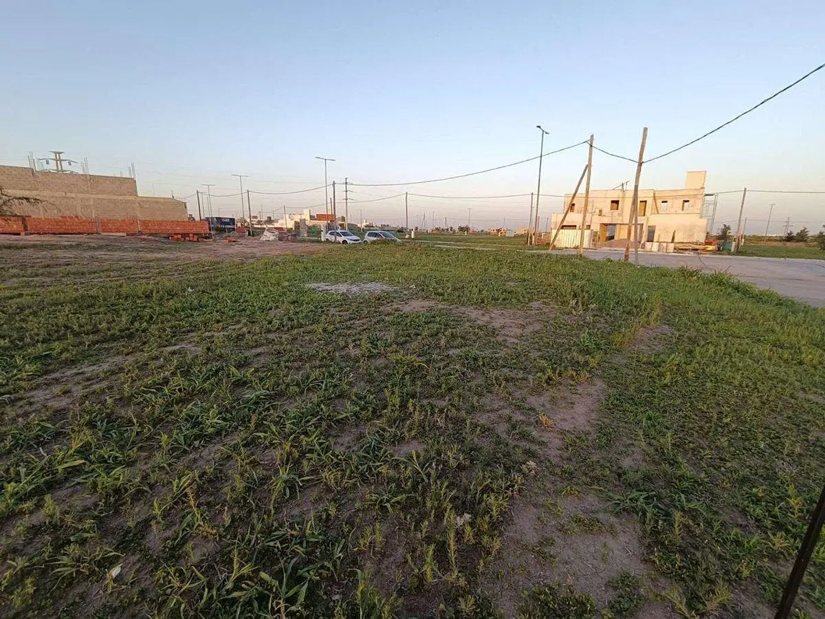 VENTA LOTE ESQUINA DE 601 M2 EN DOCTA PARQUE 3