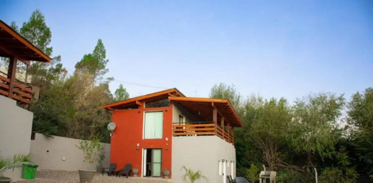 VENTA COMPLEJO CABAÑAS BAJADA AL RIO - CALAMUCHITA 2