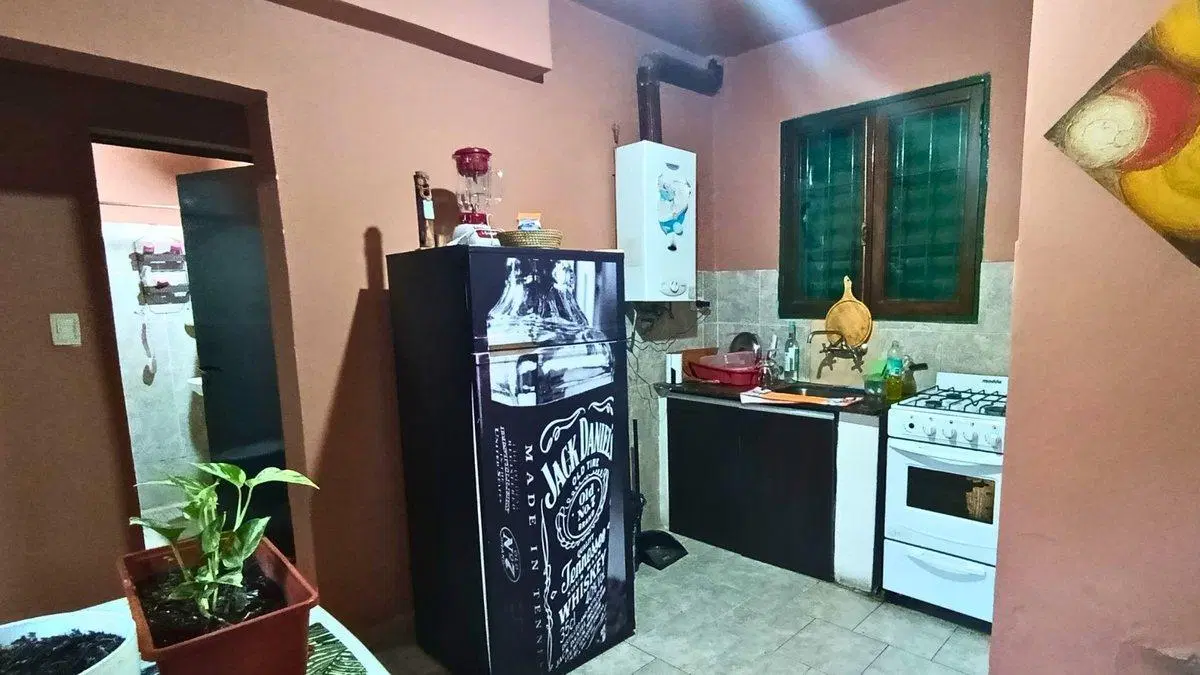 VENTA CASA 2 DORMITORIOS GENERAL PUEYRREDON 5