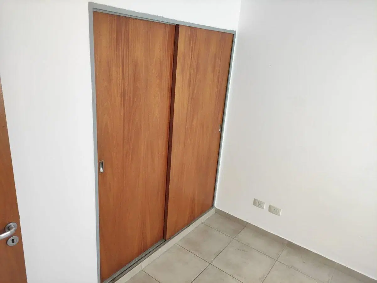 DEPTO 1 DORM. CON BALCON Y COCHERA ALTO ALBERDI 3