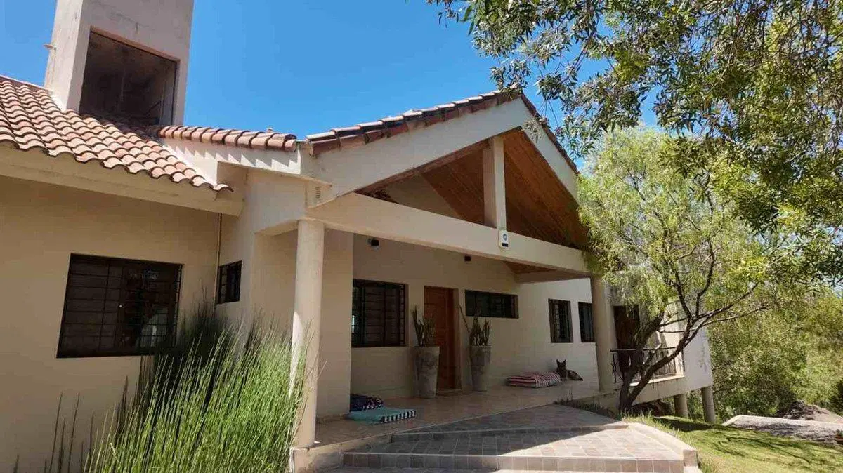 IMPONENTE CASA 5 DOR CON VISTA AL LAGO EN SIQUIMAN 8