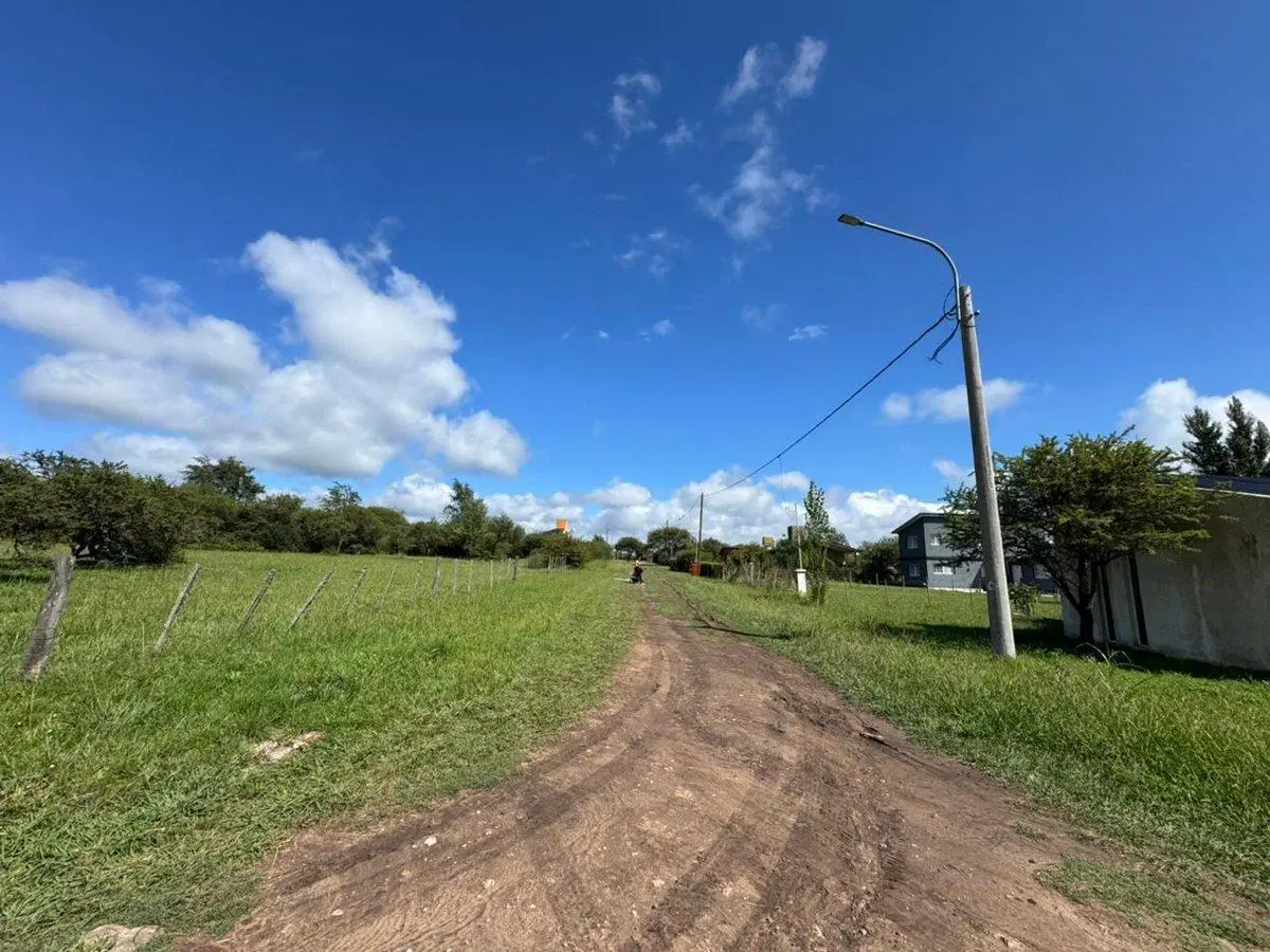 VENTA LOTE 561 M2 EN LOS REARTES. CALAMUCHITA 5