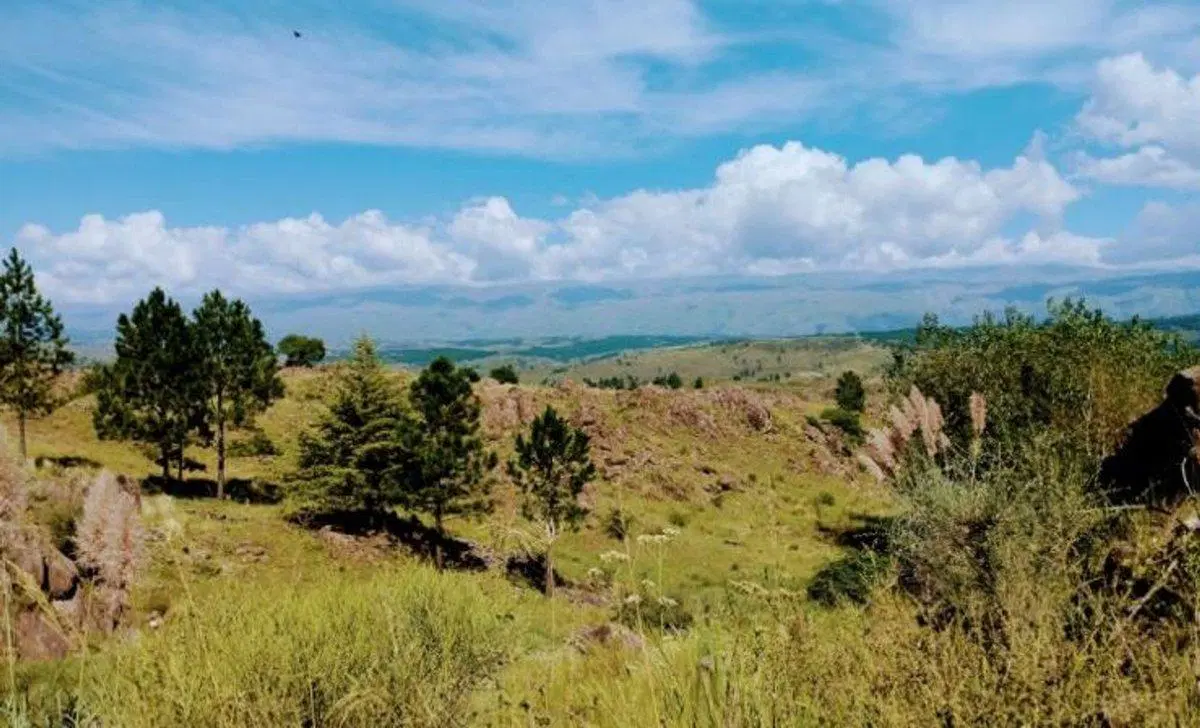 EN VENTA TERRENO DE 300M2 EN YACANTO CALAMUCHITA 2