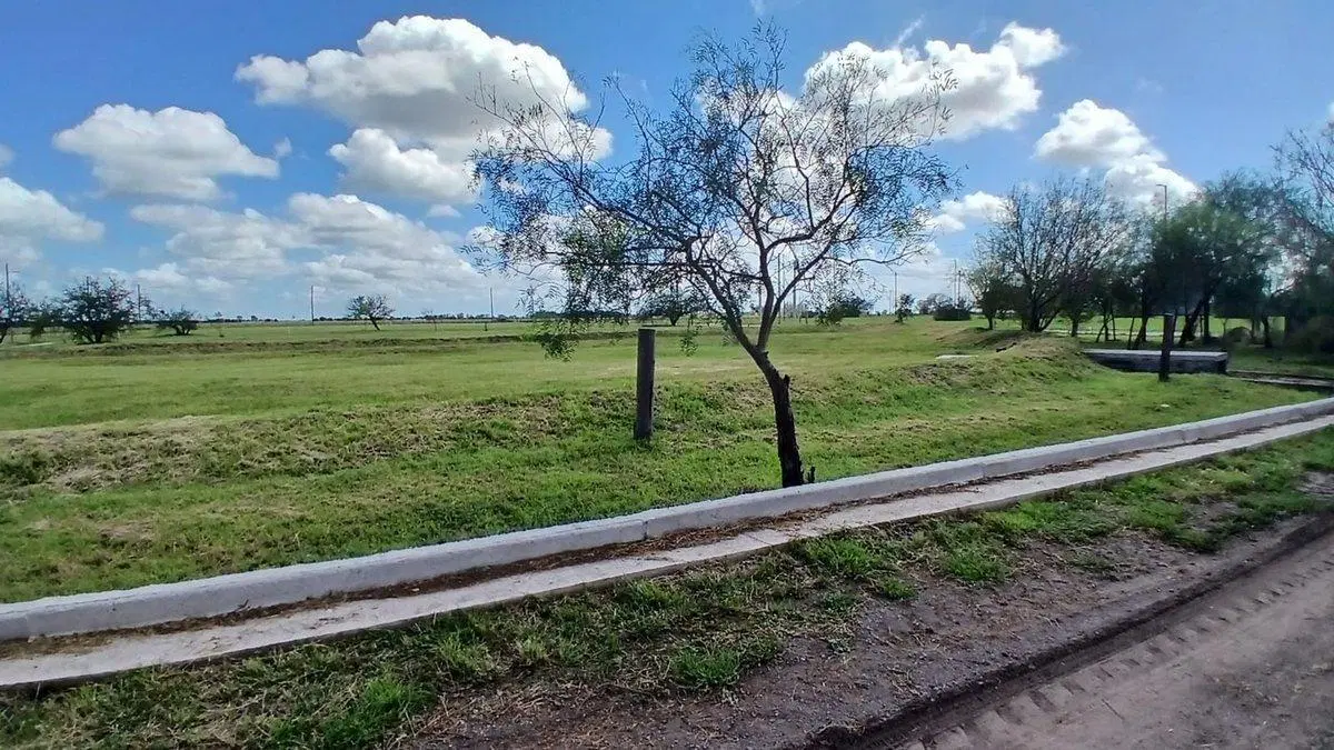VENTA LOTE EN JUAREZ CELMAN 251 m2.  FINANCIACIÓN 3