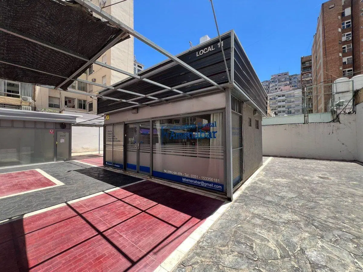 VENTA LOCAL COMERCIAL EN EL CENTRO DE CORDOBA 4
